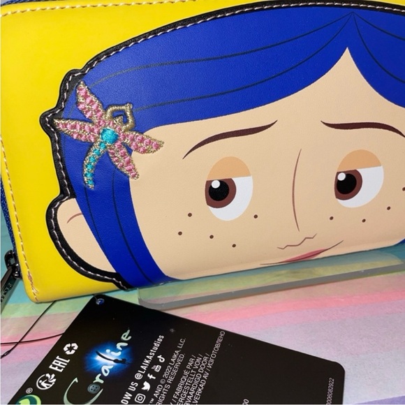 Loungefly Coraline Raincoat and Coraline Doll Portal Wallet & Button Key - Picture 4 of 11